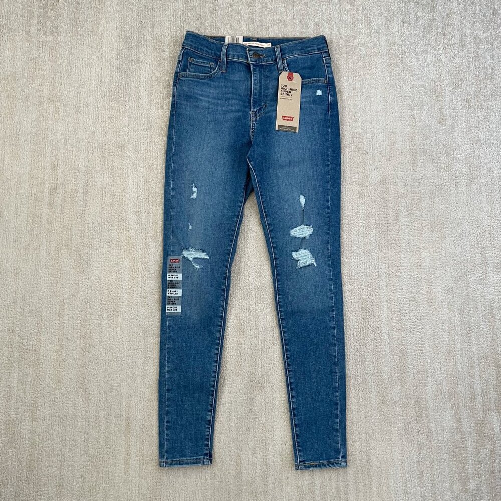 NWT Levi’s 720 High Rise Super Skinny Distressed Blue Jeans 25/0 Short
